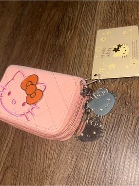 Vintage NWT Hello Kitty pink quilted wallet with ID and key holder